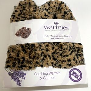 Warmies Microwaveable Slippers Cheetah Leopard Size 6-10 Women's Lavender Scent
